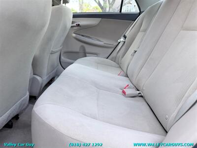 2013 Toyota Corolla LE   - Photo 19 - Reseda, CA 91335