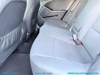 2015 Kia Optima LX   - Photo 18 - Reseda, CA 91335