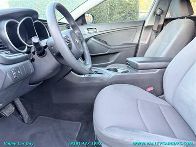 2015 Kia Optima LX   - Photo 11 - Reseda, CA 91335