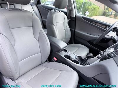2013 Hyundai SONATA Limited - Photo 10 - Reseda, CA 91335