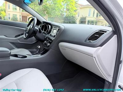 2014 Kia Optima EX - Photo 10 - Reseda, CA 91335