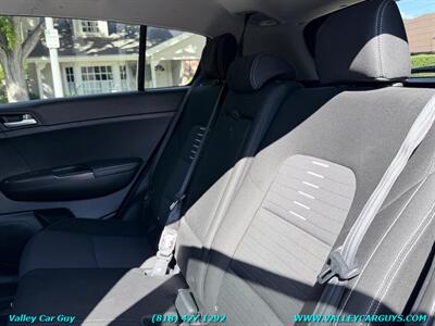 2018 Kia Sportage LX - Photo 23 - Reseda, CA 91335