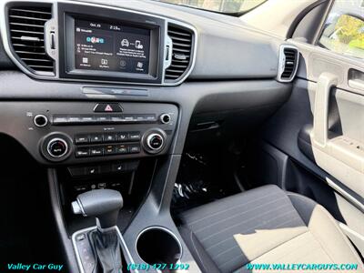 2018 Kia Sportage LX - Photo 16 - Reseda, CA 91335