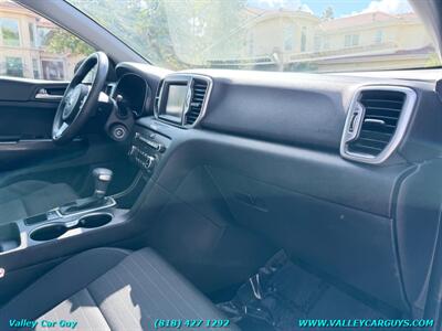2018 Kia Sportage LX - Photo 9 - Reseda, CA 91335