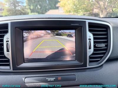 2018 Kia Sportage LX - Photo 18 - Reseda, CA 91335