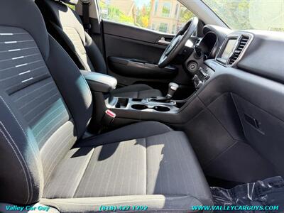 2018 Kia Sportage LX - Photo 10 - Reseda, CA 91335