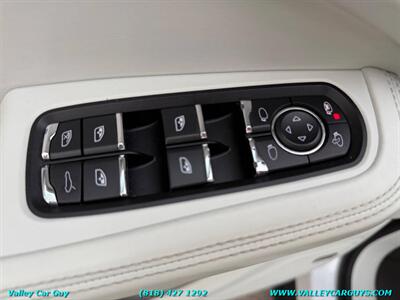 2017 Porsche Macan S   - Photo 36 - Reseda, CA 91335