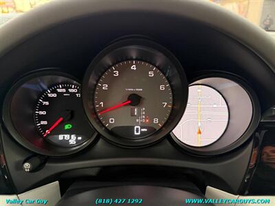 2017 Porsche Macan S   - Photo 23 - Reseda, CA 91335