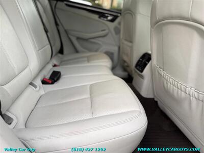 2017 Porsche Macan S   - Photo 31 - Reseda, CA 91335