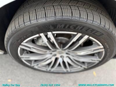 2017 Porsche Macan S   - Photo 40 - Reseda, CA 91335