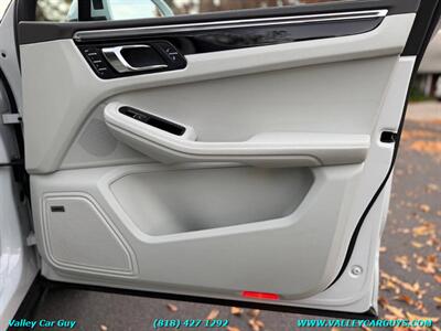 2017 Porsche Macan S   - Photo 35 - Reseda, CA 91335