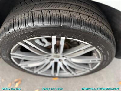 2017 Porsche Macan S   - Photo 43 - Reseda, CA 91335