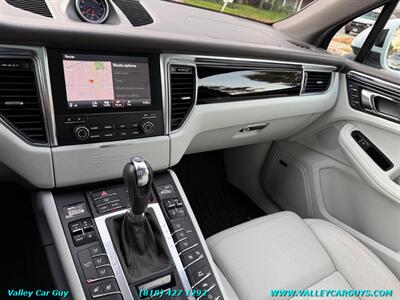 2017 Porsche Macan S   - Photo 25 - Reseda, CA 91335