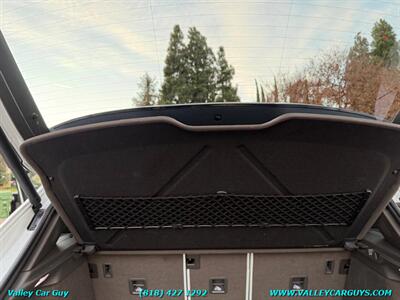 2017 Porsche Macan S   - Photo 38 - Reseda, CA 91335