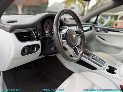 2017 Porsche Macan S   - Photo 16 - Reseda, CA 91335