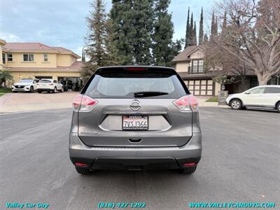 2016 Nissan Rogue S   - Photo 5 - Reseda, CA 91335
