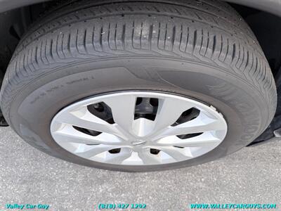 2016 Nissan Rogue S   - Photo 29 - Reseda, CA 91335