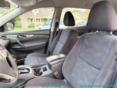 2016 Nissan Rogue S   - Photo 14 - Reseda, CA 91335