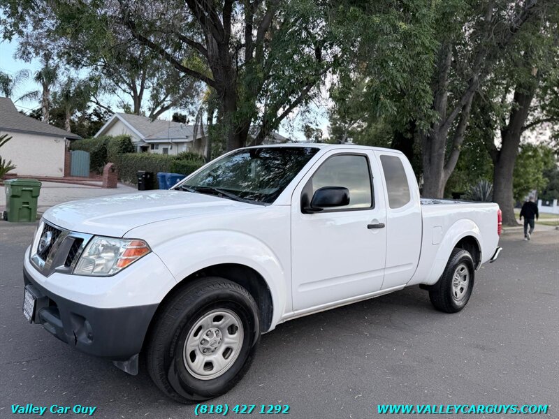 2012 Nissan Frontier S   - Photo 1 - Reseda, CA 91335