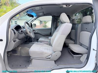2012 Nissan Frontier S   - Photo 15 - Reseda, CA 91335