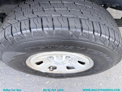 2012 Nissan Frontier S   - Photo 22 - Reseda, CA 91335