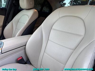 2015 Mercedes-Benz C 300 4MATIC - Photo 14 - Reseda, CA 91335