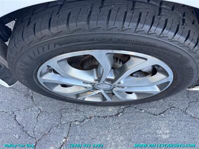 2015 Mercedes-Benz C 300 4MATIC - Photo 25 - Reseda, CA 91335