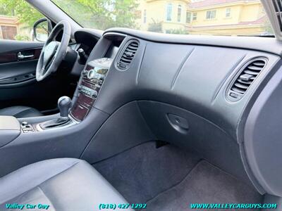 2011 INFINITI EX35 Journey - Photo 10 - Reseda, CA 91335