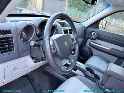 2010 Dodge Nitro SXT   - Photo 13 - Reseda, CA 91335