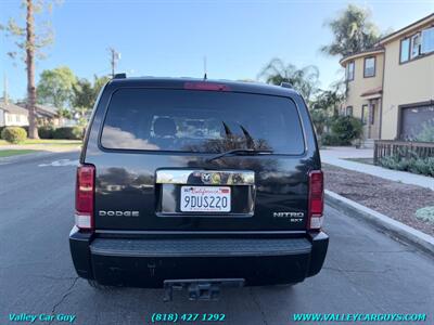 2010 Dodge Nitro SXT   - Photo 5 - Reseda, CA 91335