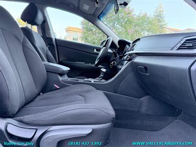 2016 Kia Optima LX - Photo 10 - Reseda, CA 91335