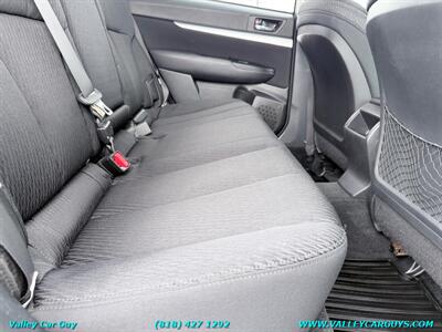 2011 Subaru Outback 2.5i Premium   - Photo 20 - Reseda, CA 91335