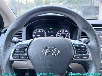 2018 Hyundai SONATA SE - Photo 11 - Reseda, CA 91335