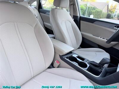 2018 Hyundai SONATA SE - Photo 9 - Reseda, CA 91335