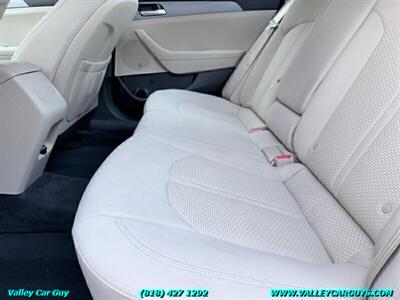 2018 Hyundai SONATA SE   - Photo 17 - Reseda, CA 91335