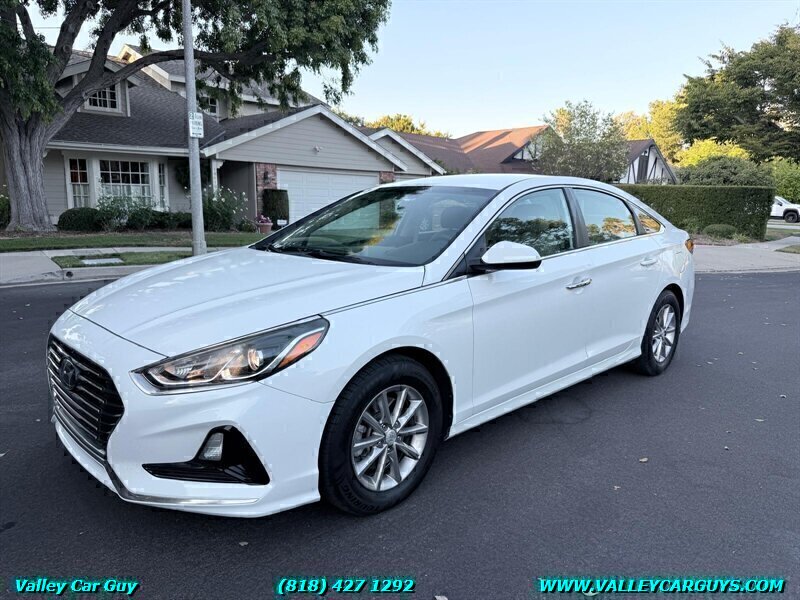 2018 Hyundai SONATA SE  