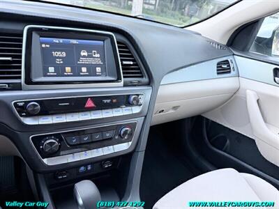 2018 Hyundai SONATA SE   - Photo 13 - Reseda, CA 91335