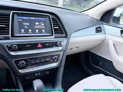2018 Hyundai SONATA SE - Photo 13 - Reseda, CA 91335