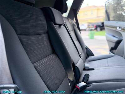 2015 Kia Sorento LX - Photo 20 - Reseda, CA 91335