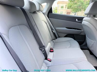 2016 Kia Optima EX   - Photo 21 - Reseda, CA 91335