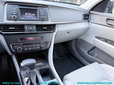 2016 Kia Optima EX   - Photo 16 - Reseda, CA 91335