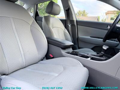 2016 Kia Optima EX   - Photo 9 - Reseda, CA 91335