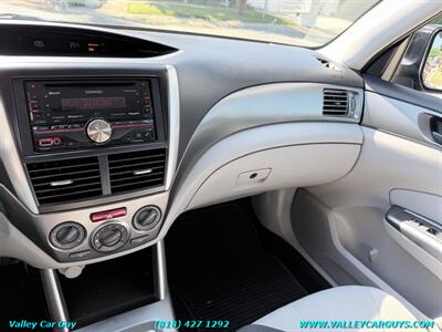 2011 Subaru Forester 2.5X   - Photo 14 - Reseda, CA 91335