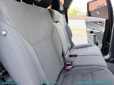 2016 Kia Sorento LX   - Photo 24 - Reseda, CA 91335