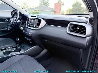 2016 Kia Sorento LX   - Photo 9 - Reseda, CA 91335