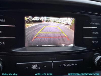 2016 Kia Sorento LX   - Photo 18 - Reseda, CA 91335