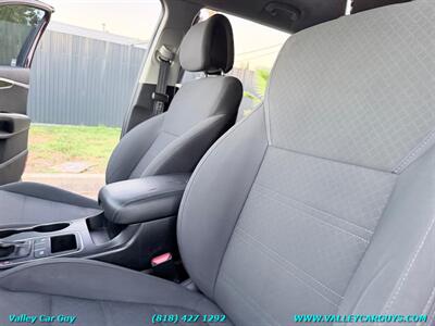 2016 Kia Sorento LX   - Photo 13 - Reseda, CA 91335