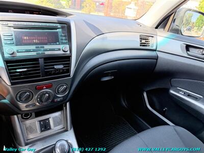 2012 Subaru Forester 2.5X - Photo 16 - Reseda, CA 91335