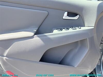 2014 Kia Sportage LX - Photo 26 - Reseda, CA 91335