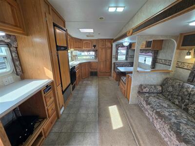 2006 Northwood Arctic Fox 29-5E - Photo 3 - South San Francisco, CA 94080